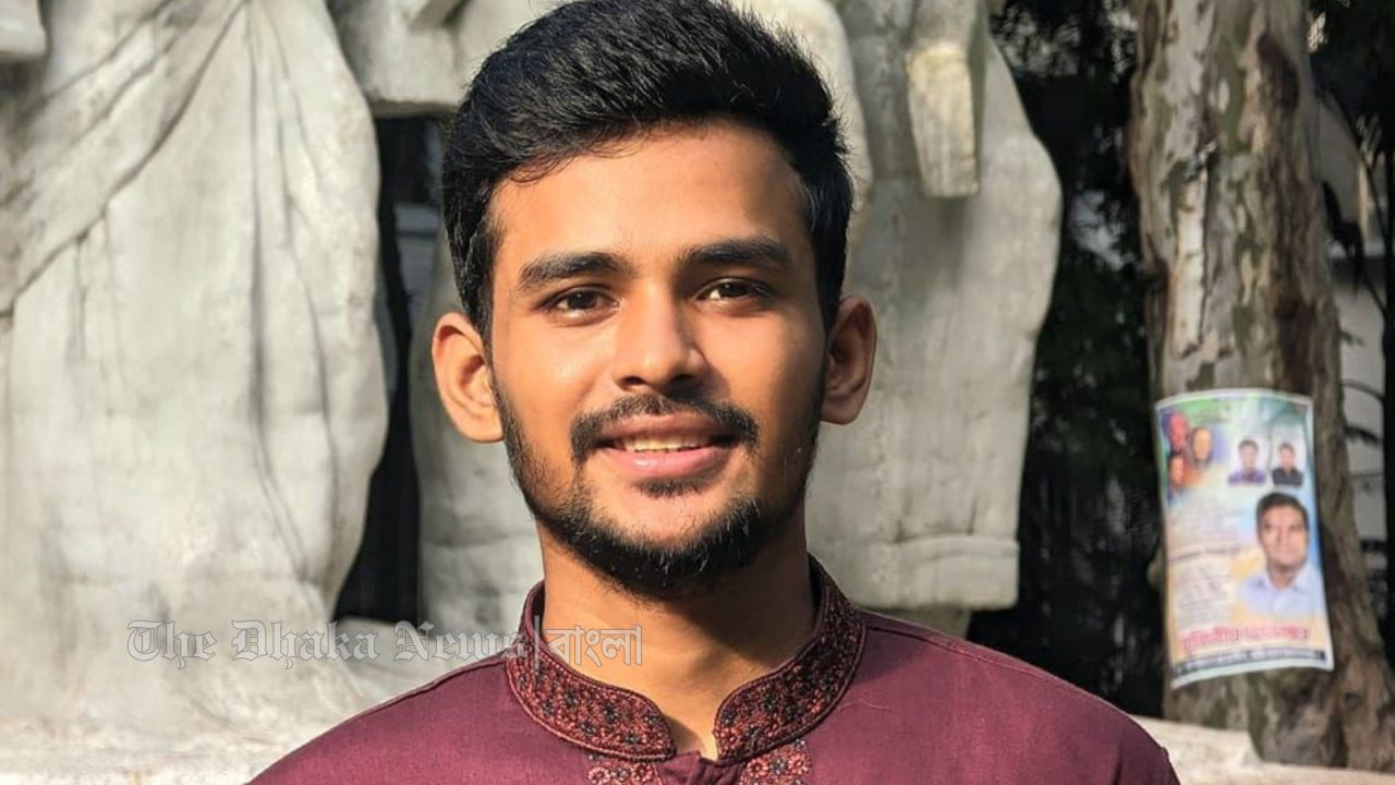 সংস্কারের বিরুদ্ধে গিয়ে অনেকে মুজিববাদী রাজনীতিকে প্রাসঙ্গিক করে তুলছে: আসিফ