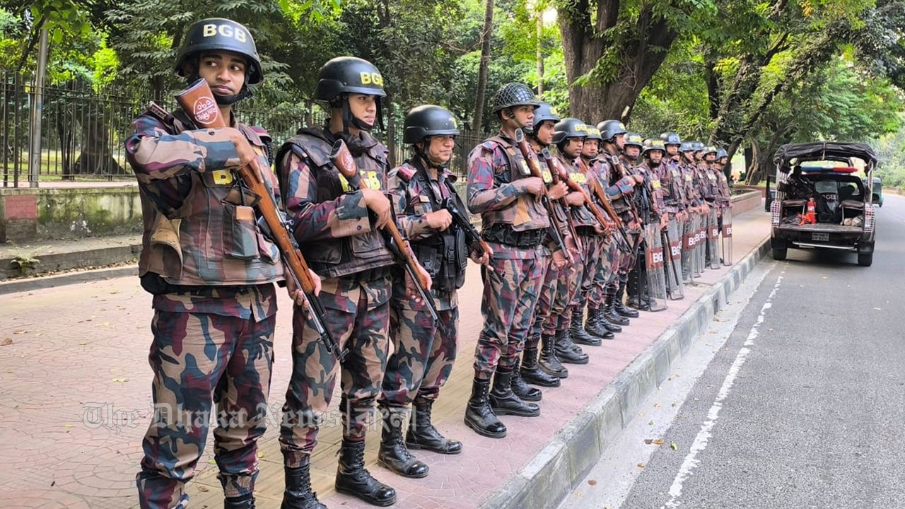 আইনশৃঙ্খলা রক্ষায় ঢাকা ও আশপাশের জেলায় বিজিবি মোতায়েন