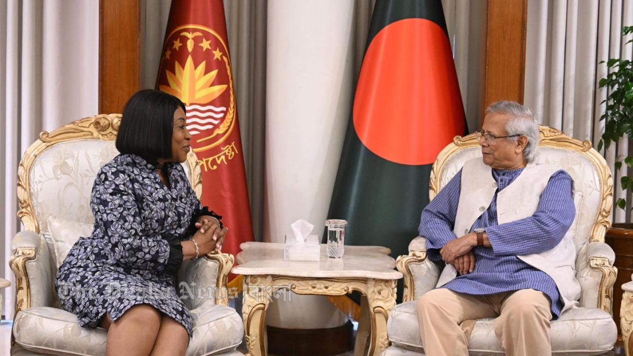 সুষ্ঠু নির্বাচন আয়োজনে কমনওয়েলথের সহায়তা চান প্রধান উপদেষ্টা