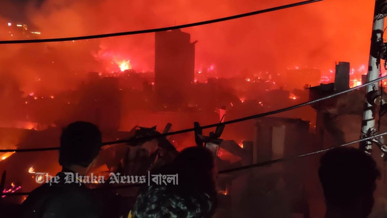 শেখ হাসিনাকে ১০০ কোটি টাকা ঘুষ ট্রান্সকম সিইওর অনুসন্ধানে দুদক