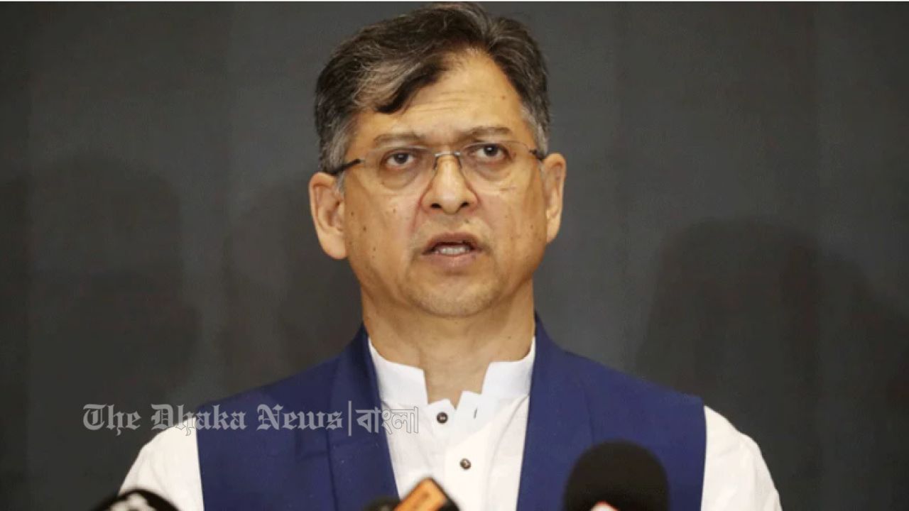 পরিকল্পনা ছাড়াই একটা দল ধর্মের নামে ট্যাবলেট বিক্রি করে: সালাহউদ্দিন 