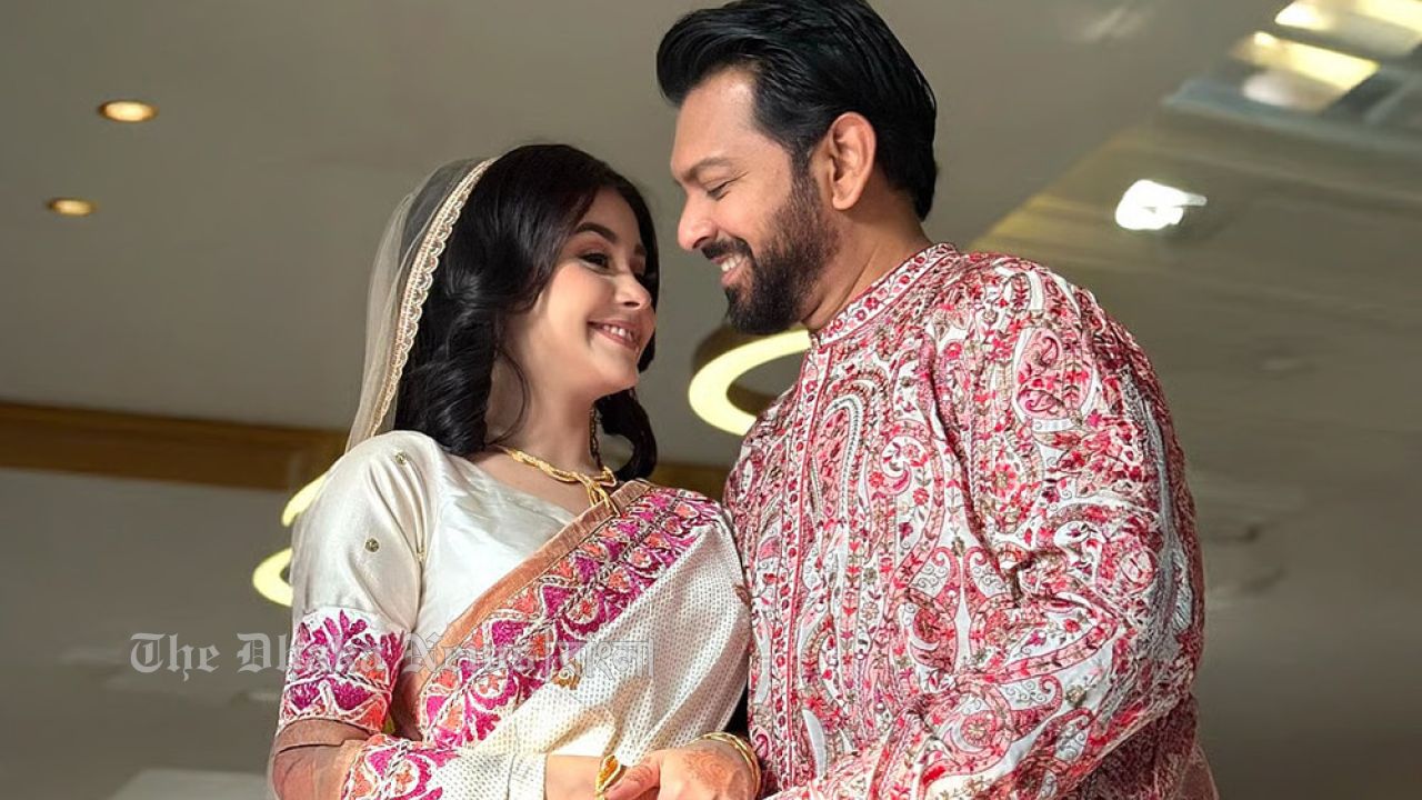 রোজার সঙ্গে থাকছেন না তাহসান, ইঙ্গিত দিলেন বিবাহবিচ্ছেদের