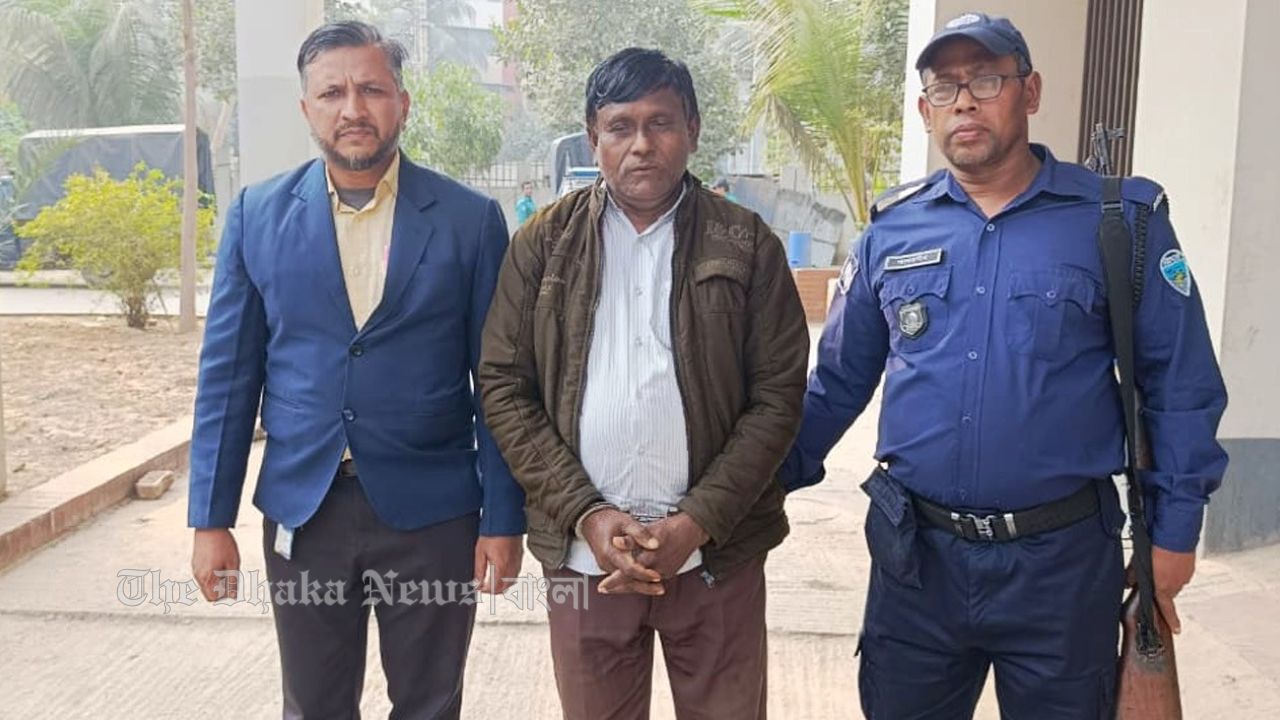 হাতিয়ায় সরকারি খাস জমি দখলের চেষ্টা বিএনপি নেতা গ্রেপ্তার