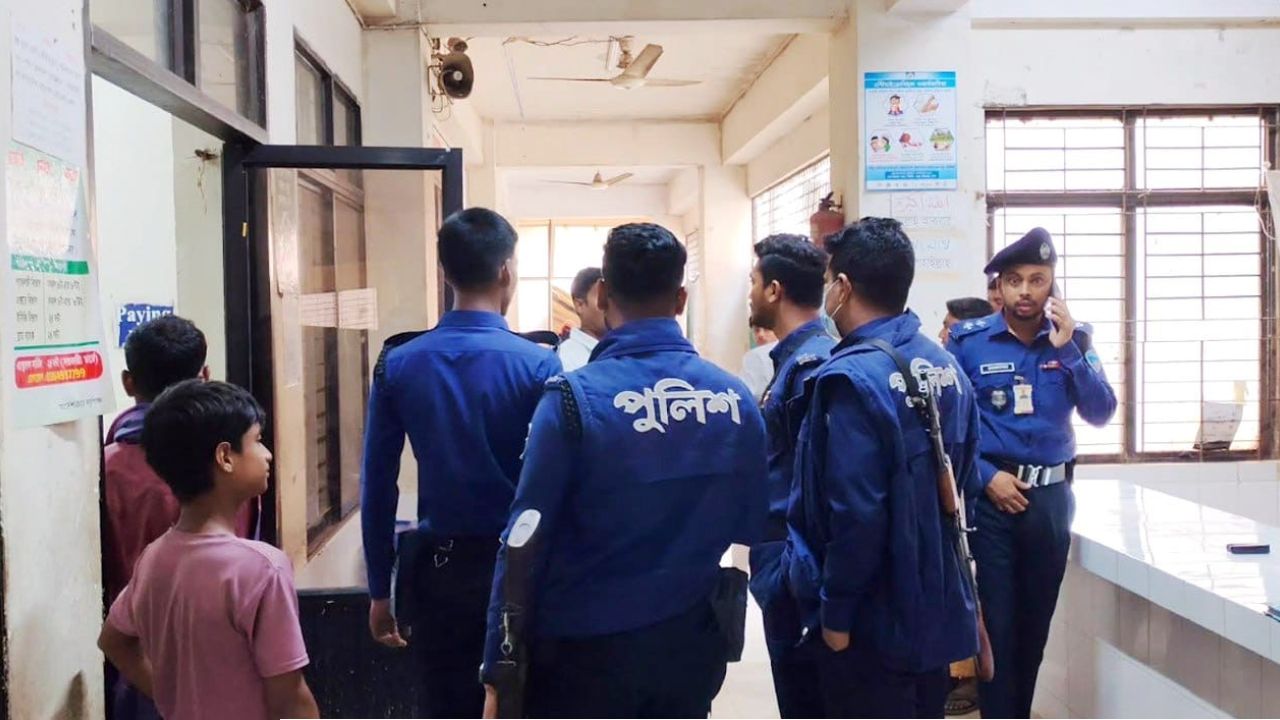 হাতিয়ায় সেই ধর্ষণকাণ্ডের ঘটনায় ৬ জনের বিরুদ্ধে মামলা