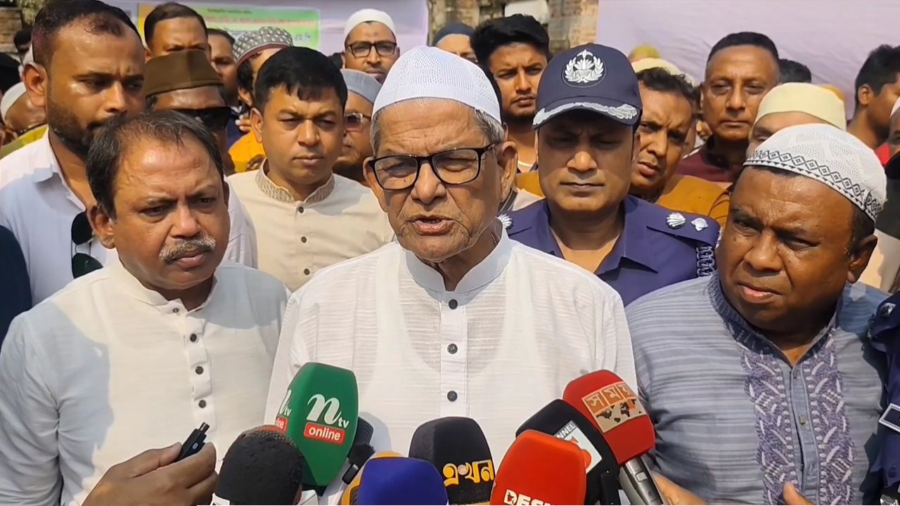 চাঁদপুরে চাঁদার দাবিতে বিয়ে বাড়িতে হামলা, বরসহ আহত ৩