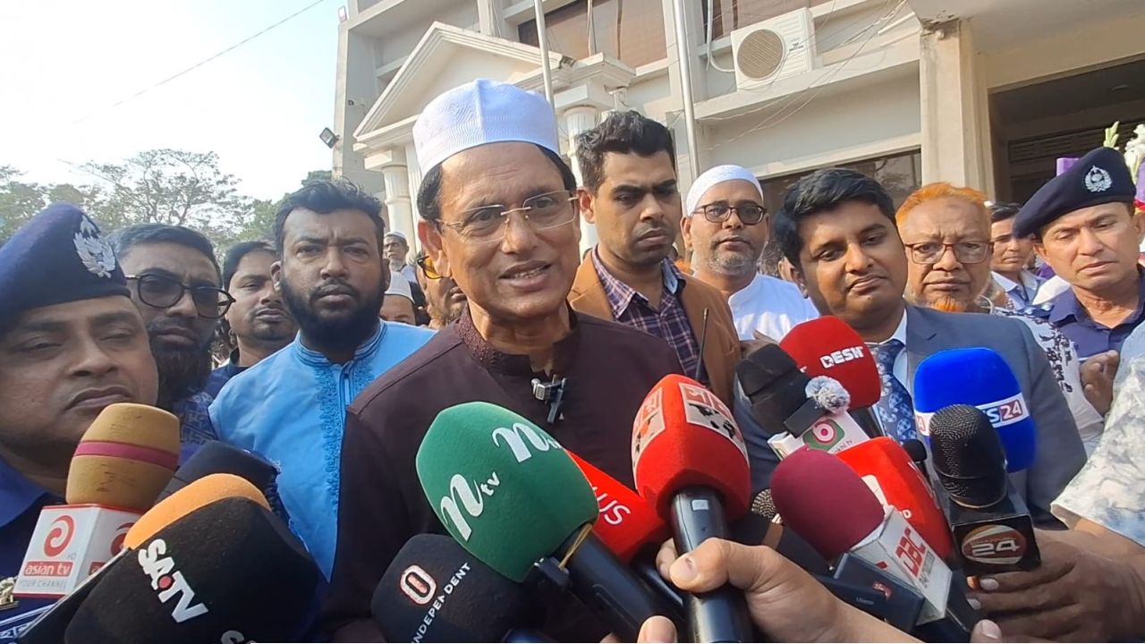 শিক্ষকতার বাইরে অন্য পেশায় যুক্ত হলে অনুমতি বাধ্যতামূলক, অনিয়মে তদন্ত : শিক্ষামন্ত্রী