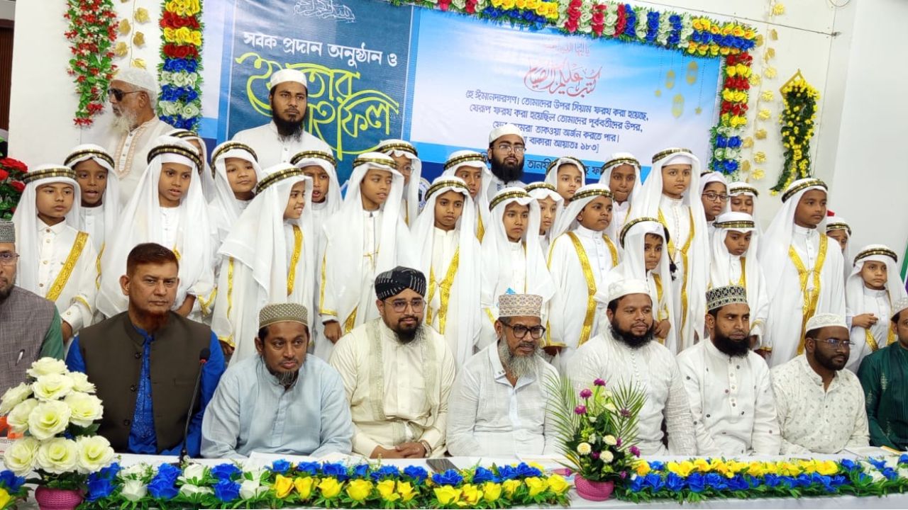 ২৪ ঘণ্টার মধ্যে আনুষ্ঠানিকভাবে নতুন সুপ্রিম লিডারের নাম ঘোষণা করবে ইরান