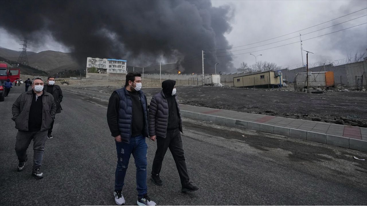 ফের তেল ডিপোতে হামলা হলে মধ্যপ্রাচ্যের তেল ডিপোতে হামলার হুমকি ইরানের