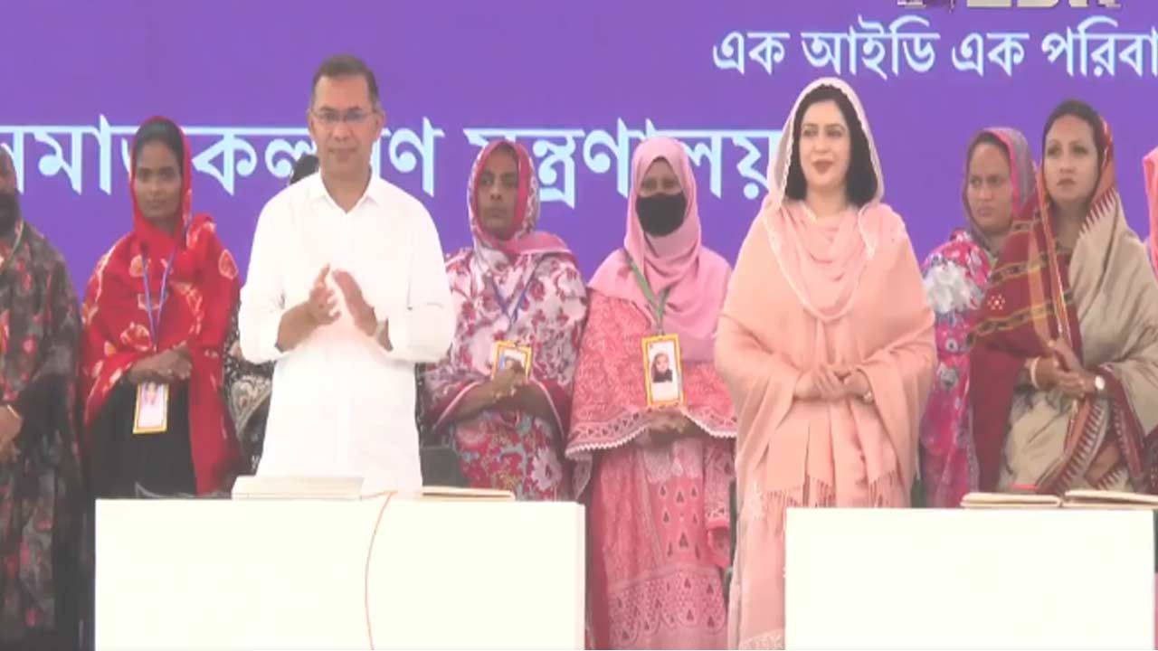 এসি চালানো শিখতে যুক্তরাষ্ট্র যাচ্ছেন ৮ সরকারি কর্মকর্তা