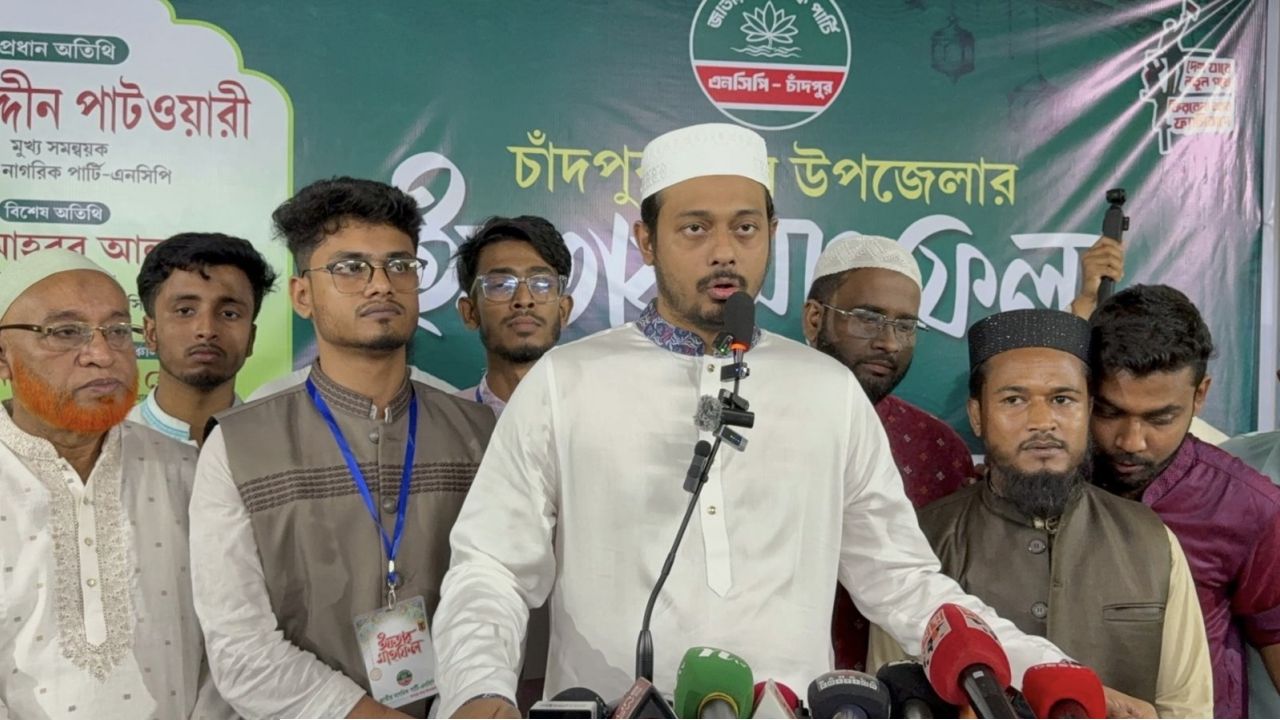 অবৈধভাবে নদীর বালু উত্তোলন আমরা কেউ সমর্থন করবো না: নাসীরুদ্দীন পাটওয়ারী