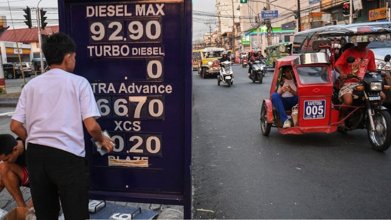 প্রথম দেশ হিসেবে ফিলিপাইনে ‘জ্বালানি জরুরি অবস্থা’ ঘোষণা