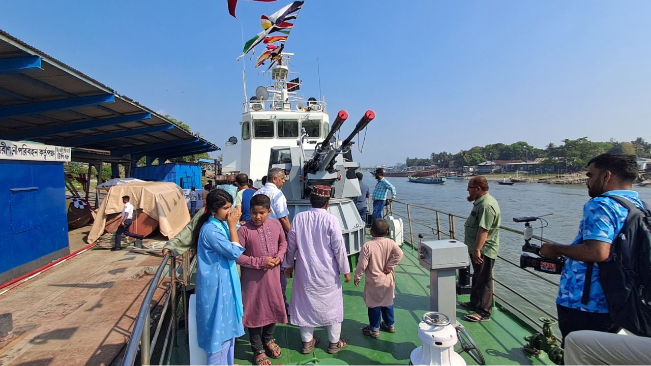বঙ্গভবনে রাষ্ট্রপতির সঙ্গে প্রধানমন্ত্রীর সাক্ষাৎ 