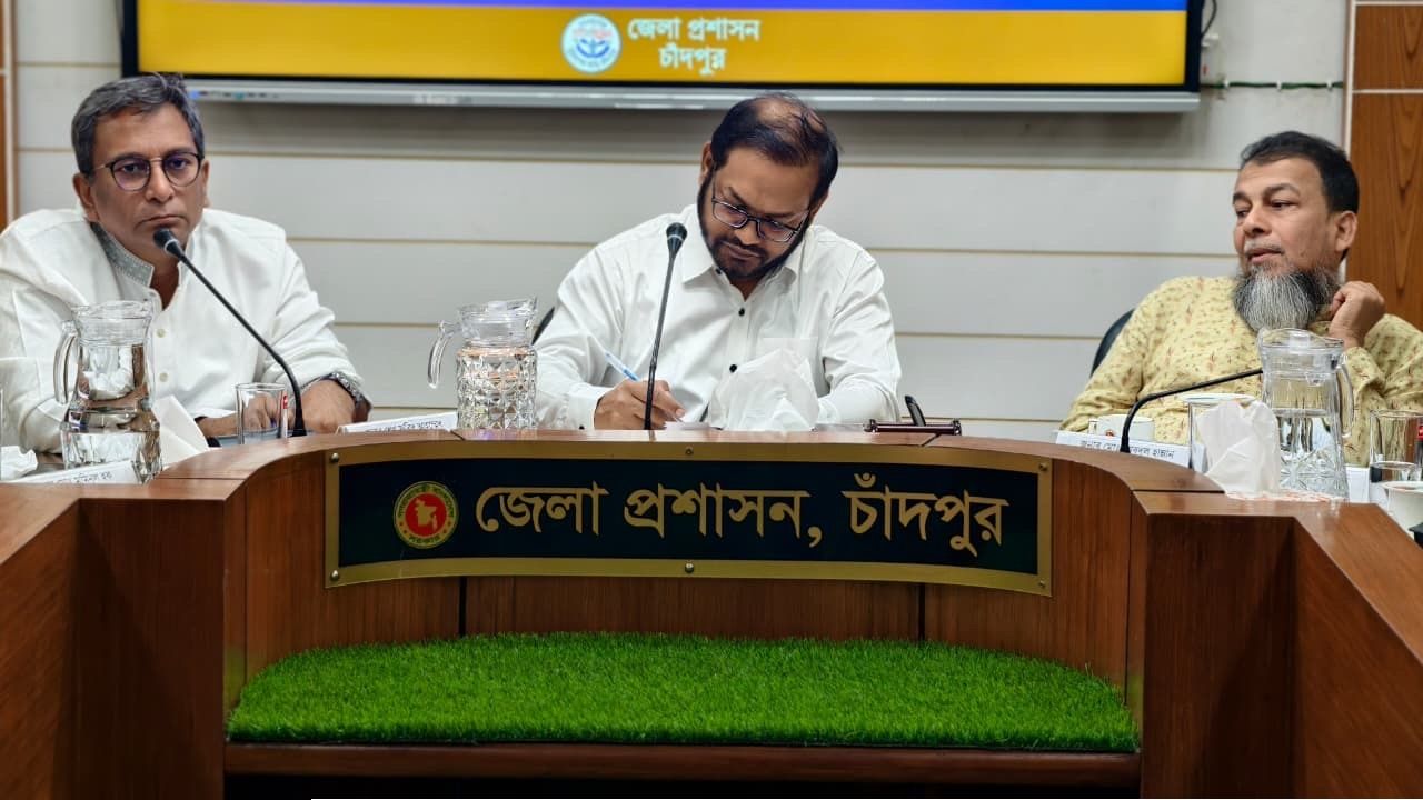 সৌদি ফেরত নোয়াখালীর সাবেক ছাত্রলীগ নেতা বিমানবন্দরে আটক