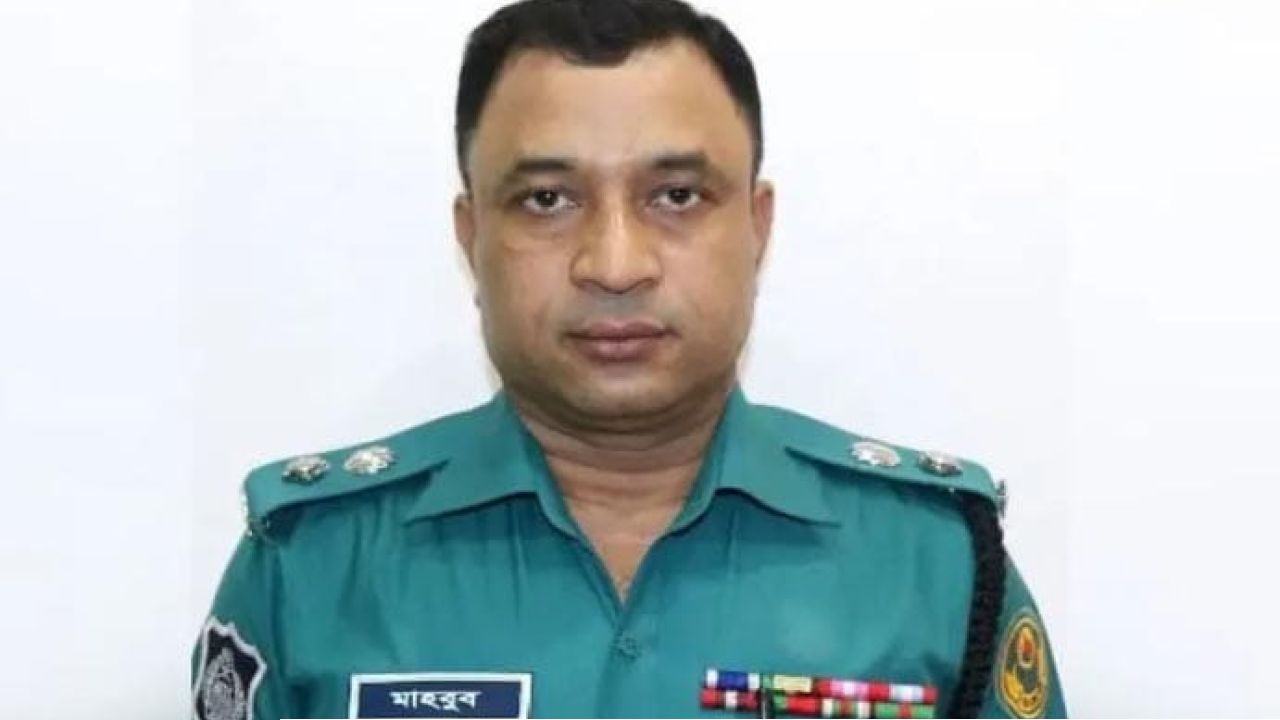 আদেশ পেয়েও ফেনীর এসপি হিসেবে যোগদান করতে পারেননি চান্দিনার মাহবুব;