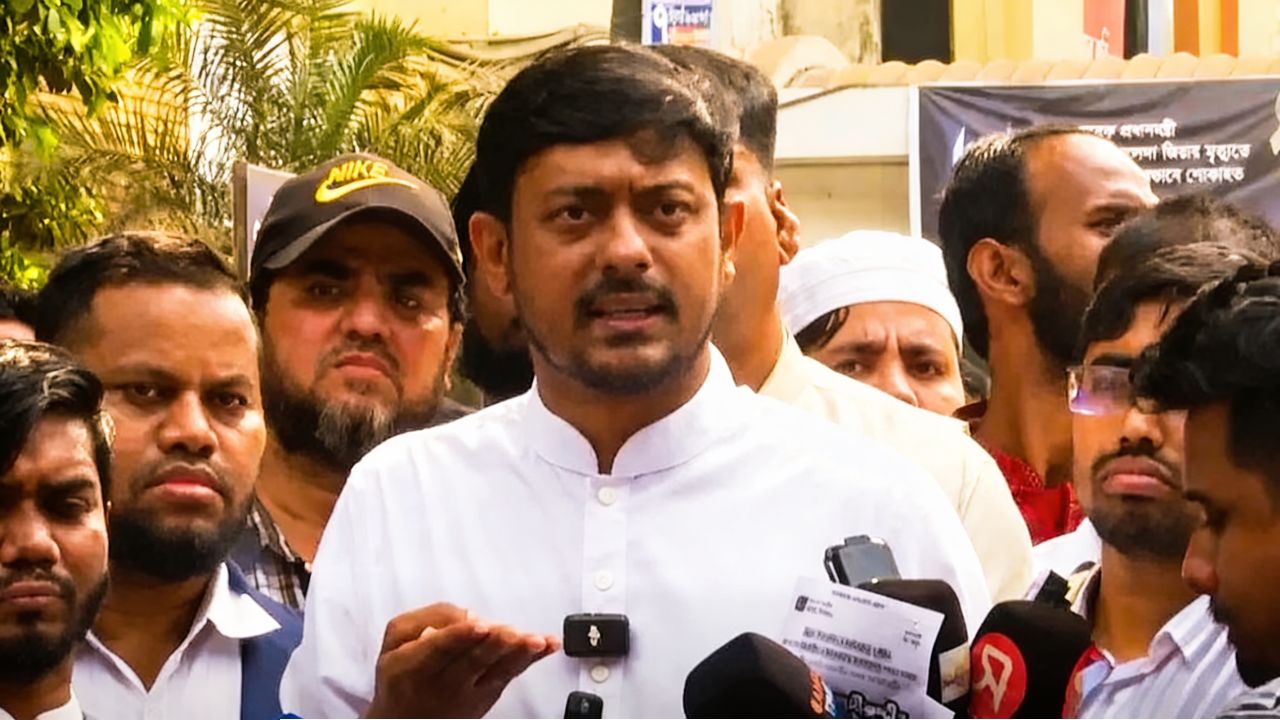 আমরাও একটা কার্ড ছাড়তে চাই: নাসীরুদ্দীন পাটওয়ারী