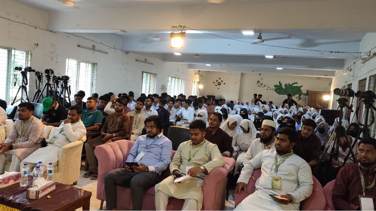 চৌদ্দগ্রাম সরকারি কলেজে ছাত্রশিবিরের ক্যারিয়ার গাইডলাইন প্রোগ্রাম অনুষ্ঠিত