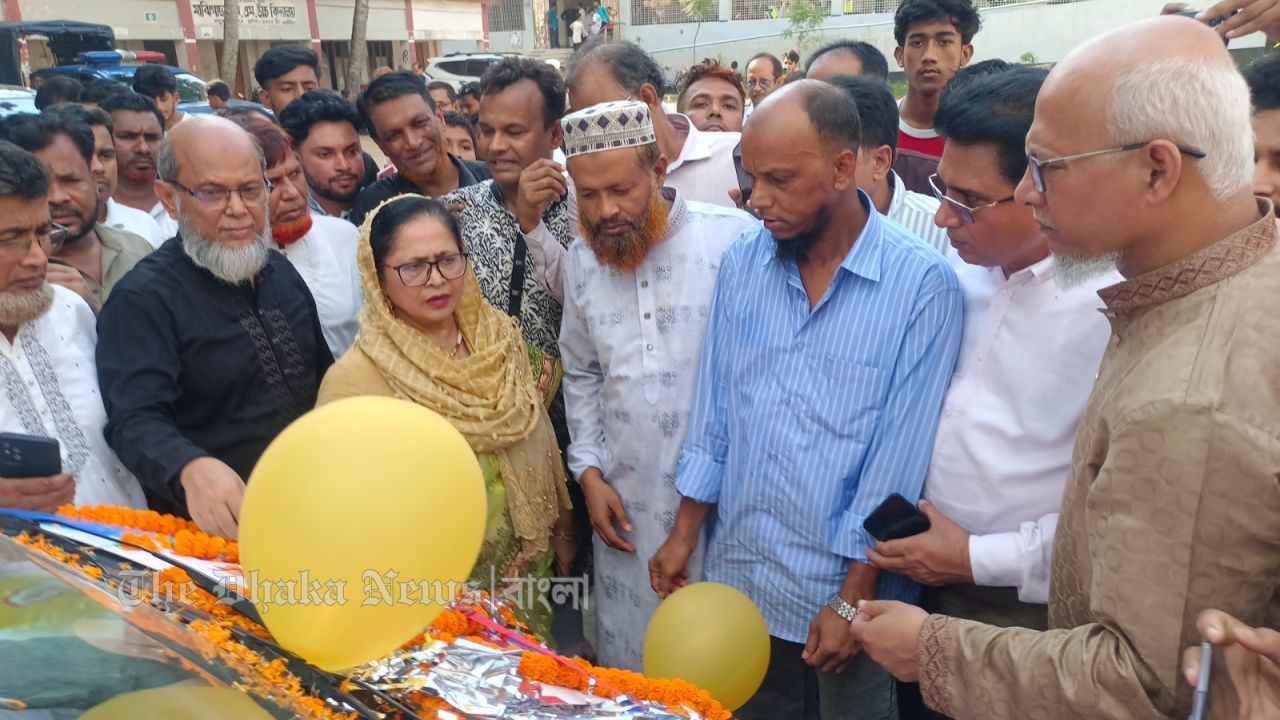 চাঁদপুরের কচুয়ায় অসহায়দের জরুরি স্বাস্থ্য সেবায় প্রবাসীদের ফ্রি অ্যাম্বুলেন্স সার্ভিস