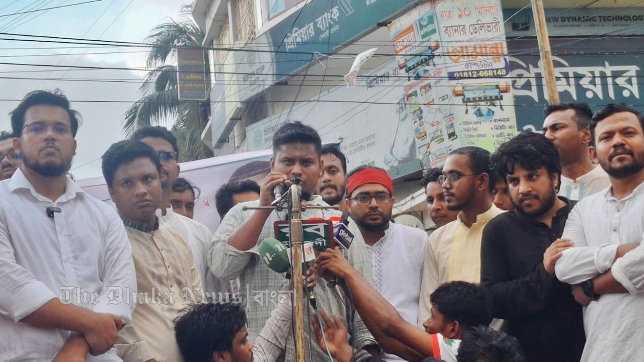 জুলাইয়ের আগেও ভোট চুরি ছিল, জুলাইয়ের পরেও ভোট চুরি হয়েছে: নোয়াখালীতে হাসনাত আব্দুল্লাহ