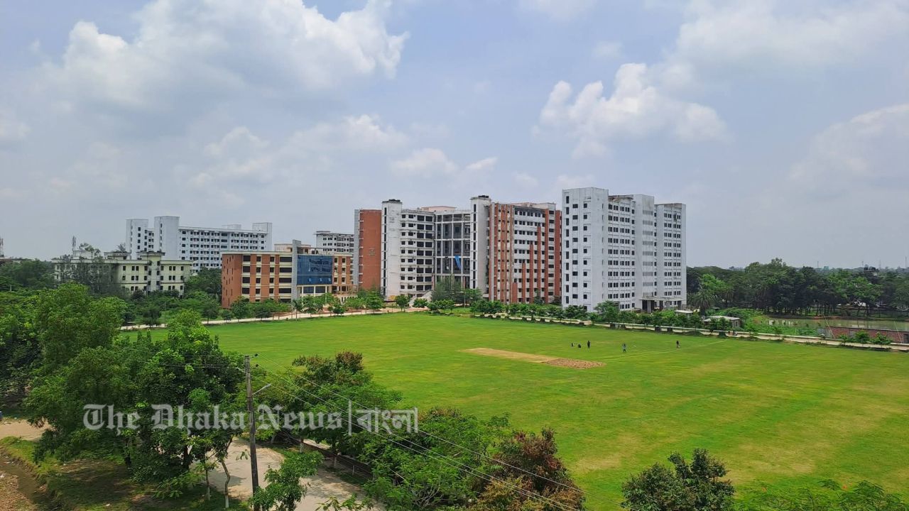 ‘জ্ঞানচর্চার বাতিঘর হয়ে উঠুক রাবি’ প্রতিষ্ঠাবার্ষিকীতে ভূমিমন্ত্রী মিনু