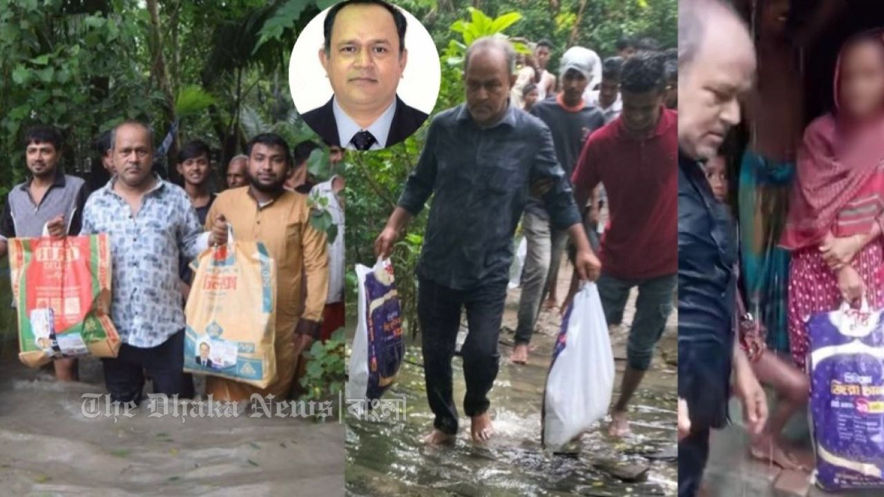 পানিতে ডুবেছে হাতিয়া, মানুষের দুয়ারে দুয়ারে ত্রাণ নিয়ে ছুটছেন অ্যাডভোকেট তুহিন