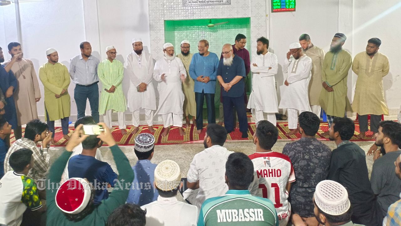 ছাত্রজীবনের স্মৃতিতে ফিরলেন ডা. শফিকুর রহমান