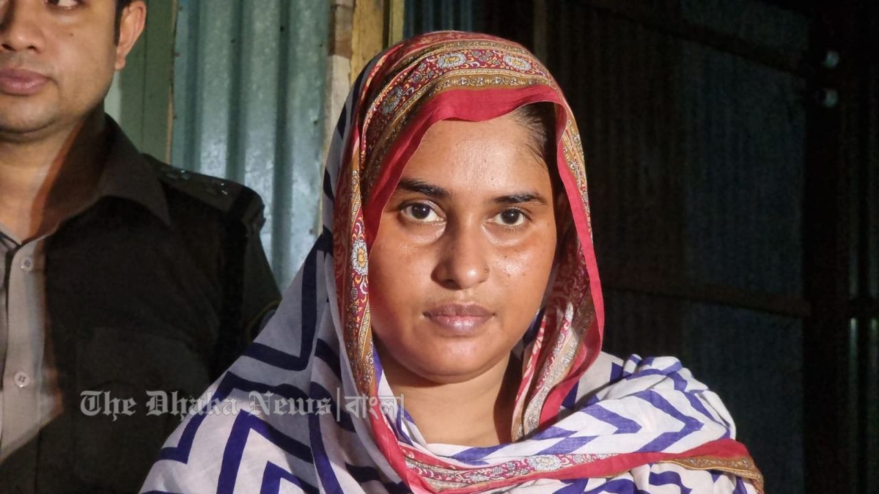 চাঁদপুরে মাটির নিচে 'গাঁজার ভাণ্ডার'