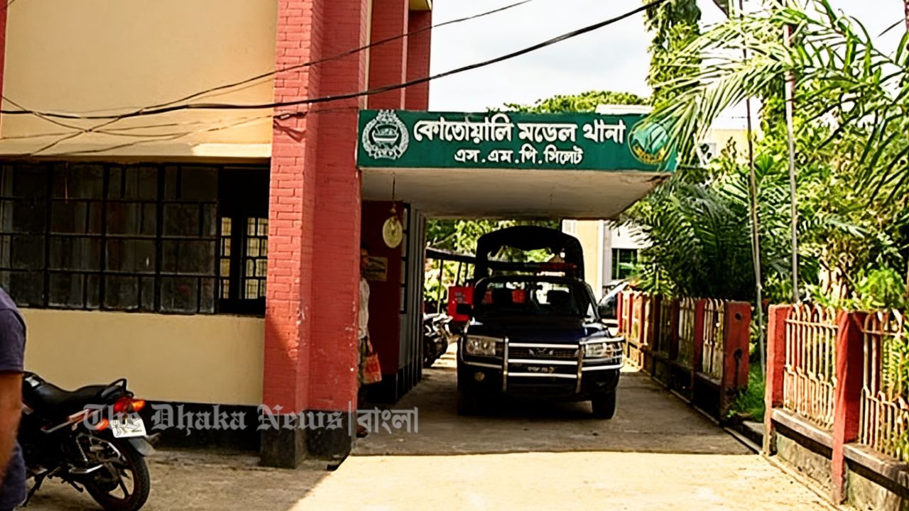 সিলেটে বাসায় ঢুকে স্বামী-স্ত্রী ও গৃহকর্মীকে হত্যা