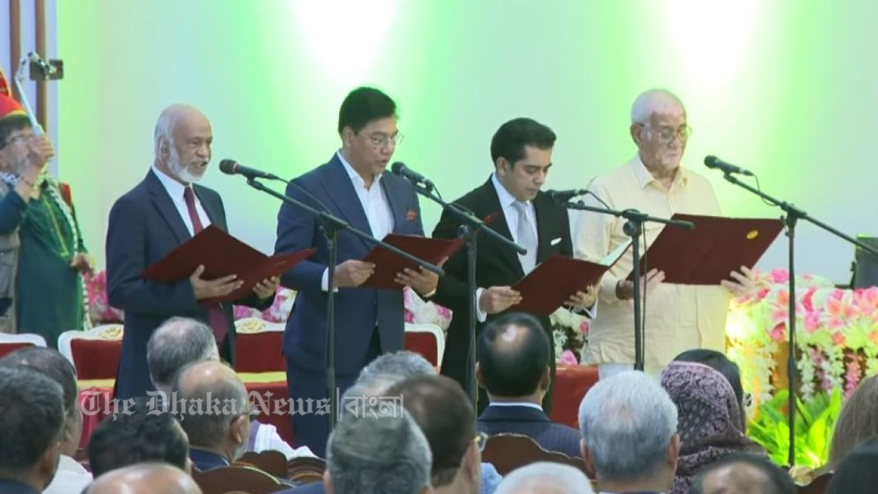 শপথ নিলেন নতুন ৪ মন্ত্রী এবং ২ প্রতিমন্ত্রী