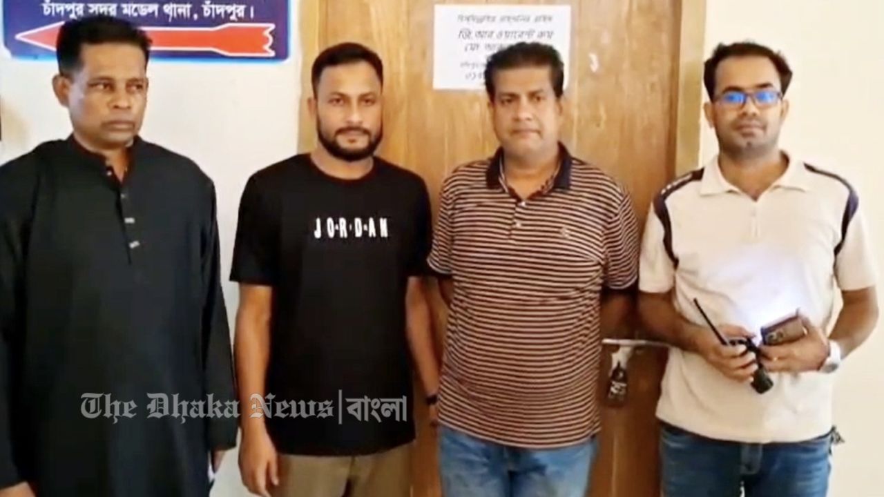 স্বপরিবারে আত্মগোপনে থাকা স্বর্ণ ব্যবসায়ী পিন্টু দাস প্রতারণার মামলায় জেল হাজতে
