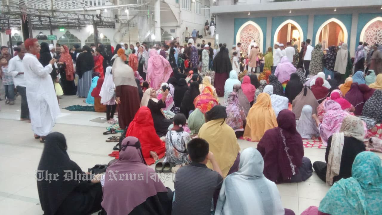 চান্দিনার অবৈধ ড্রেজারের বিরুদ্ধে মোবাইল কোর্ট, দুইজনকে অর্থদণ্ড